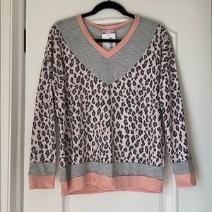 V-neck pullover top